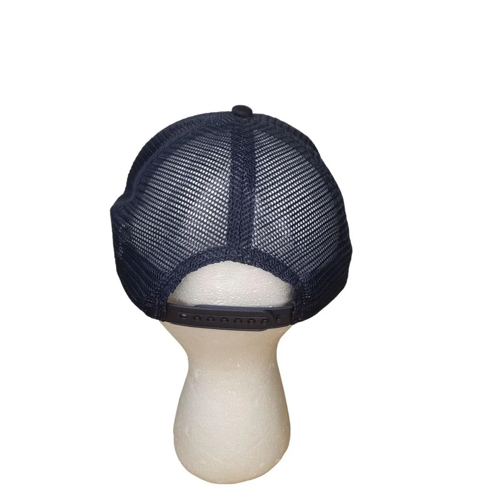 F45 Training‎ Trucker Hat OS White Blue Red Mesh Snapback Functional Fitness Cap